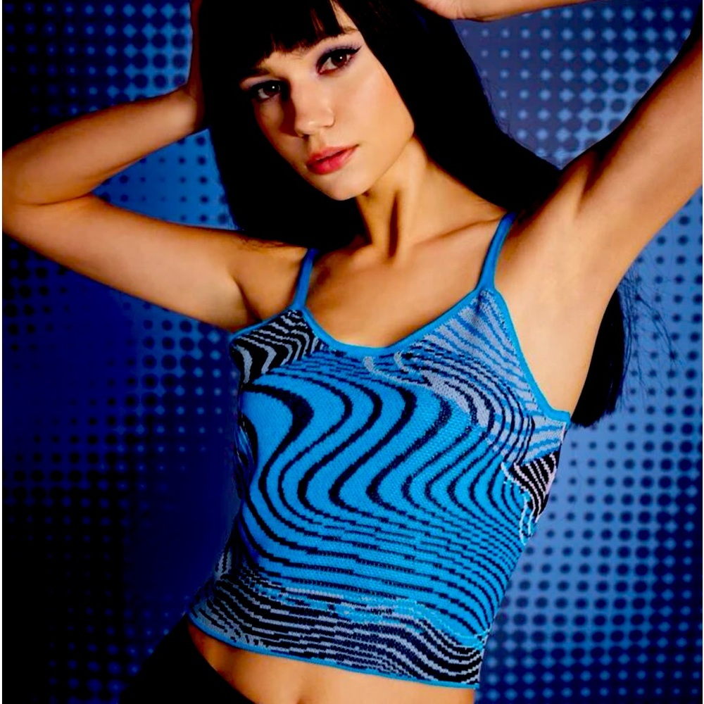 New Bikercore Blue & Black Wave Pattern Cami Knit Spaghetti Strap Top Size M/L - Picture 2 of 8